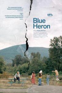 Cartel de la película sobre una familia en un entorno natural